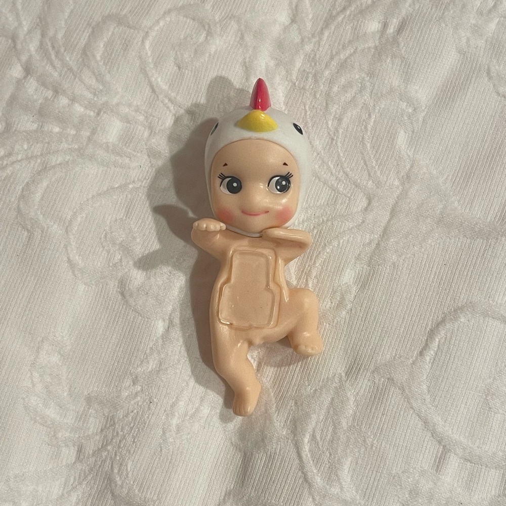 sonny angel hippers chicken